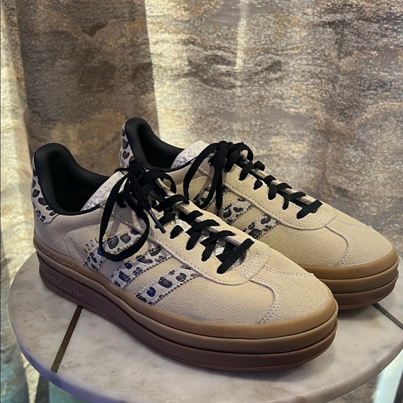 adidas Shoes - Adidas Womens leopard print Cream and Black Patterned Sneakers size 8.5